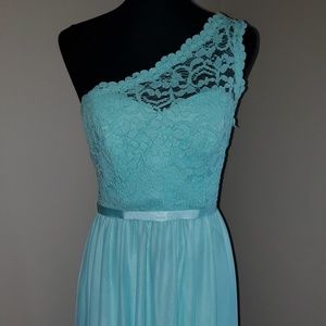 David's Bridal Size 10 dress in spa color